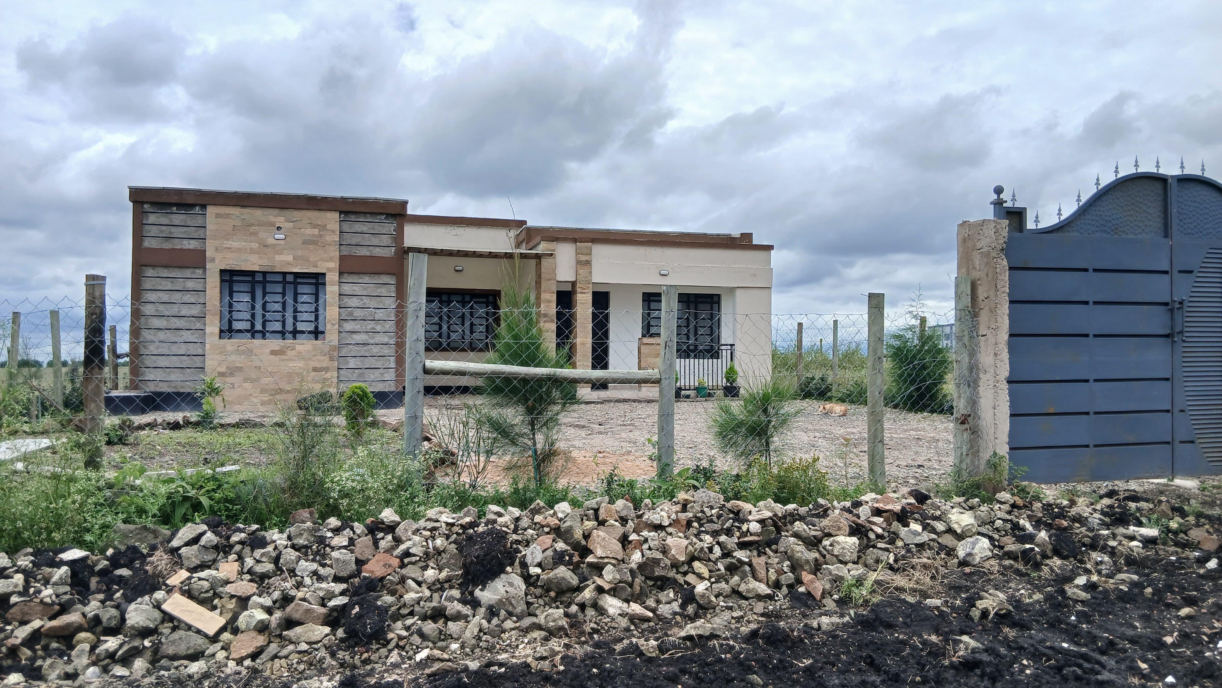 50x100 Plot for sale in Acacia Kitengela